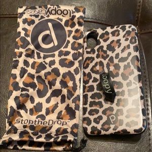 Loopy leopard phone case